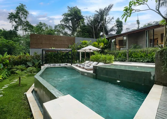 Villa Seimbang By Balisuperhost